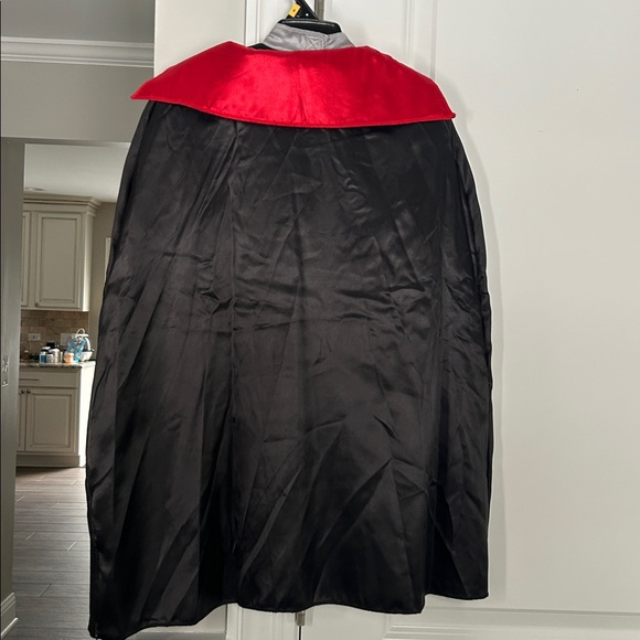 Dracula Red and Black Costume with Cape - Picture 3 of 3